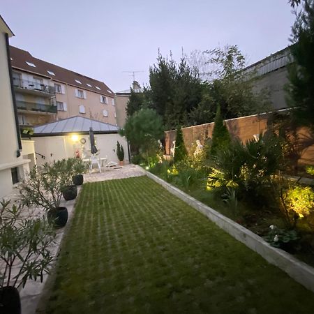 Paris City Flat 80 M Carree Appt 104 F4 Grd Paris الفورْديل المظهر الخارجي الصورة