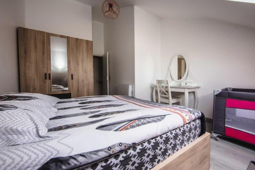 Paris City Flat 80 M Carree Appt 104 F4 Grd Paris الفورْديل المظهر الخارجي الصورة